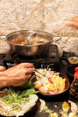 Palillos Y Cuchillos Purple