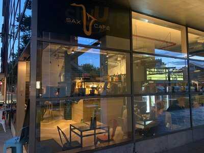 Sax Café