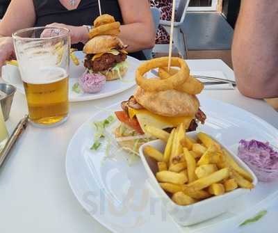 Sliders Bat And Grill