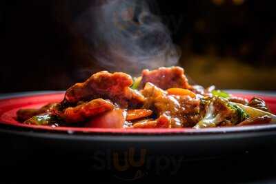 Shanghai Station Cuatro Torres