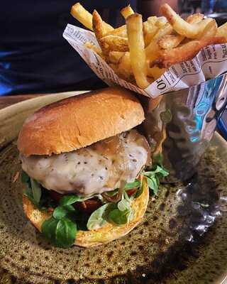 Freaks Burger Santa Teresa