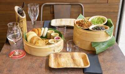 Raizal Arepería & Ronería