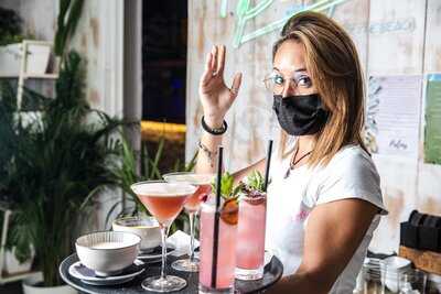 Palm's Restaurant By The Beach