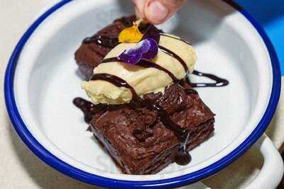 Clementine Café Bar