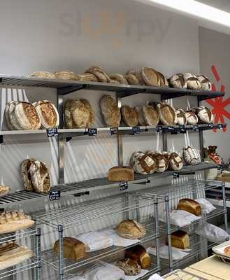 Mòlt: Obrador De Pà