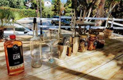 Botánica Eat Drink Play