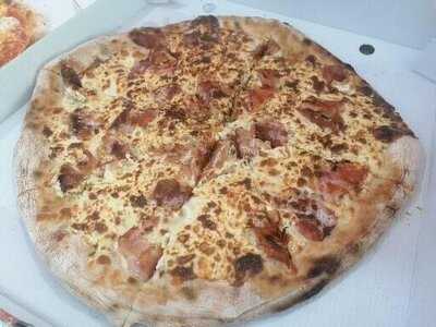 Pizzería La Piccola Julia