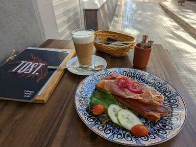 Tost Takeaway