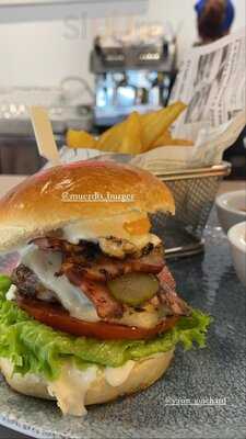 Muerdo Burger