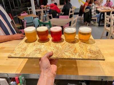 Diez Cabezas Brewing