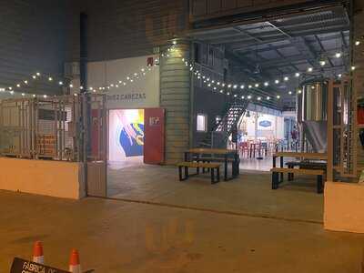 Diez Cabezas Brewing