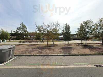 Camping Bcn - Parc Del Poblenou