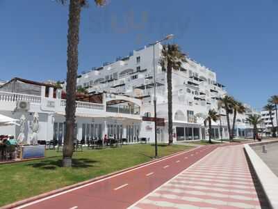 La Chalupa Restaurant Bar