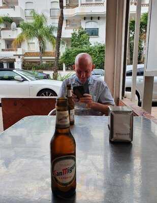 Cafeteria Bar San Valentin