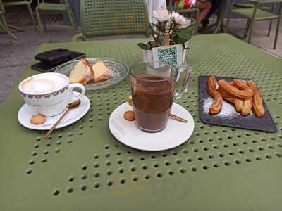 Siete Razones Café Mesa Y López
