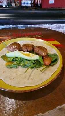 Simonis Bar Tapas Restaurante