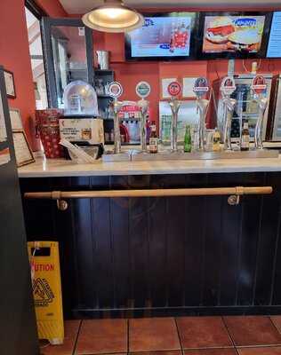 Cervecerias La Surena Y 100 Montaditos