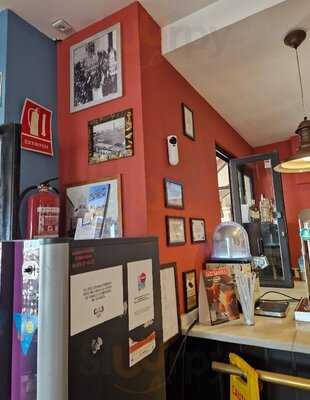 Cervecerias La Surena Y 100 Montaditos