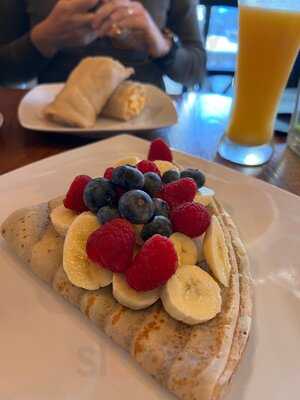 Breakfast And Crepes