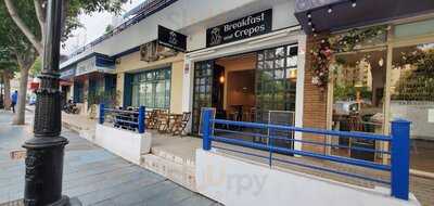 Breakfast And Crepes