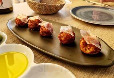 La Tarara Neotaberna