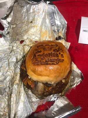 Angelitas Burger