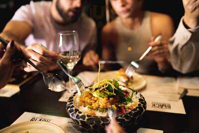 The Black Teatinos Gastrogrill