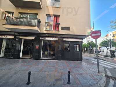 Bodega La Plaza