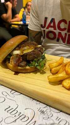 Angus Deli Hamburguesería Gourmet