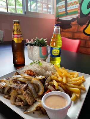 Apuintii Resto Bar Cocina Peruana