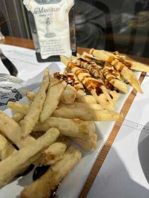 Los Manueles Catedral