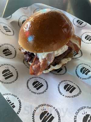Dinamita Burger Bar