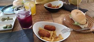 La Gorda De Los Jardines