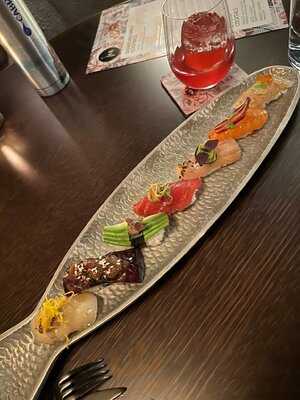 Isa Restaurant & Cocktail Bar