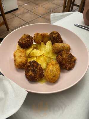 Cachopo's By La Cueva