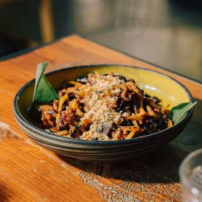 Kamado Asian Food Valencia · Cc. Saler