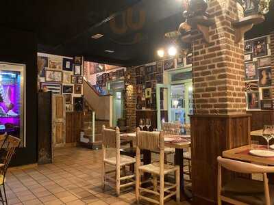 Kino's Smokehouse & Bbq