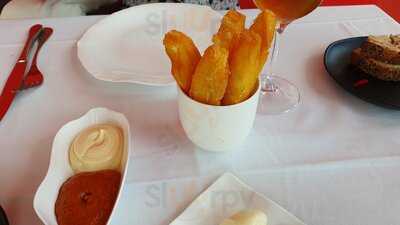 Le Grand Café Rouge