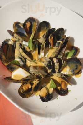 Le Grand Café Rouge