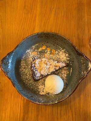 Restaurante Ginos Vialia