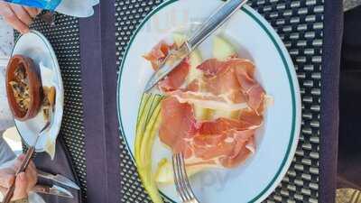 Palmeras Beach Restaurant