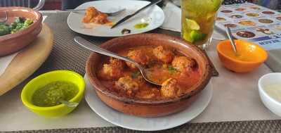 Palmeras Beach Restaurant