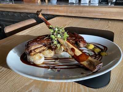 Escarcha Gastrocervecería