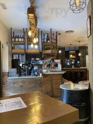 La Bodeguilla Del Castillo