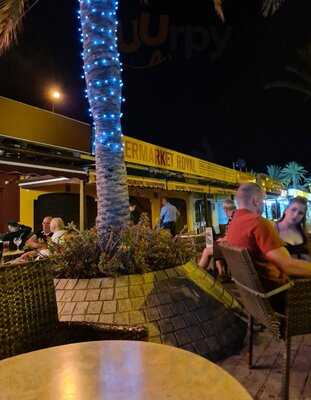 The Travellers Rest Pub - Photo 8