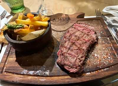 Braseria La Selva Corcega Barcelona