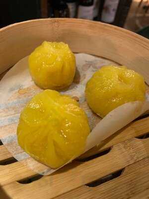Le Petit Dim Sum