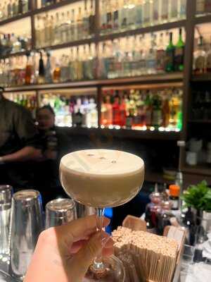 Agabar Cocktail Bar - Photo 7