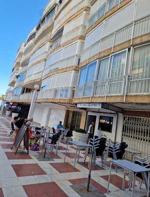 The Hilton Sports Bar