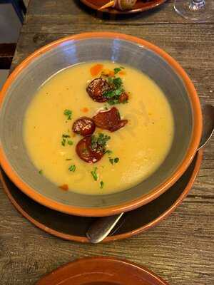 Can Sion Tapas Y Vinoteca